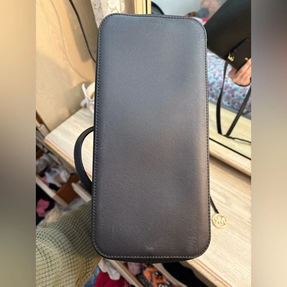 Michael Kors Elegant Black Tote - Picture 5 of 5